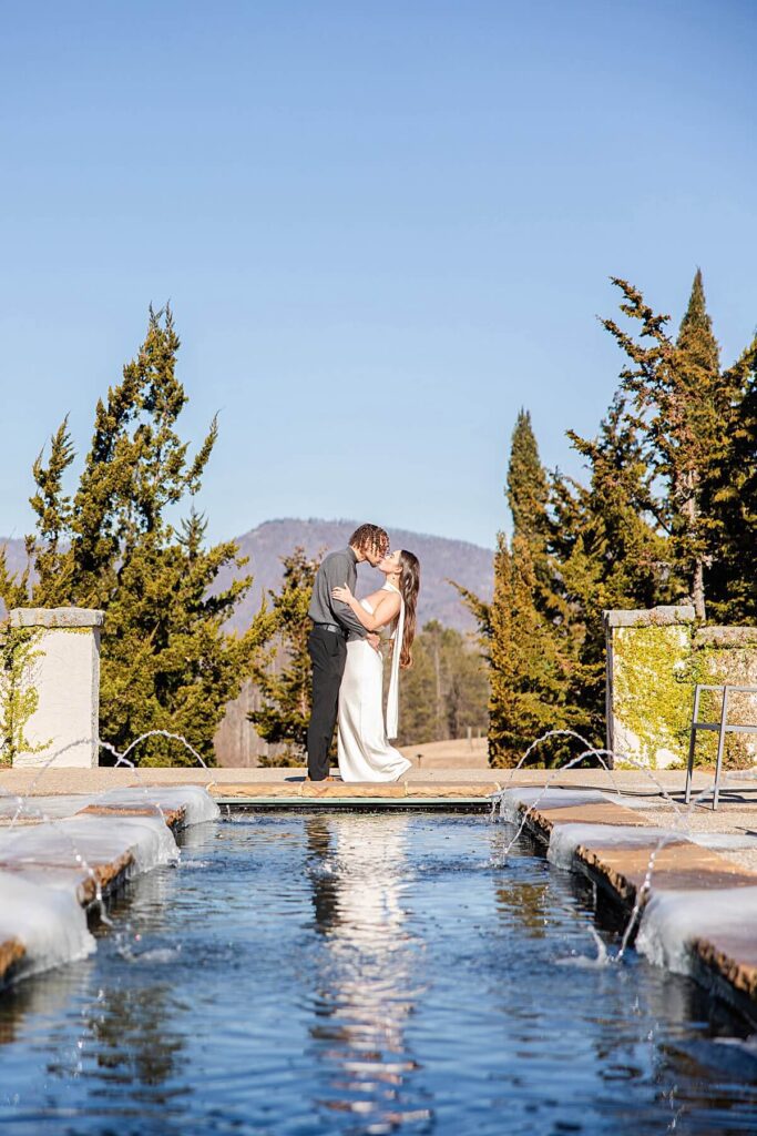 Romantic outdoor portraits at Hotel Domestique